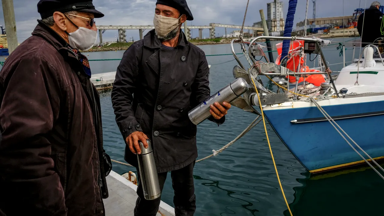 NYT: În lipsa zborurilor, un argentinian a traversat Atlanticul, pentru a fi cu tatăl său de 90 de ani 