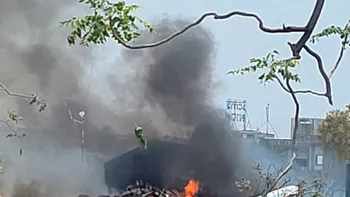 Un avion care se îndrepta spre Londra s-a prăbușit în India / Un britanic este, până în acest moment, singurul supraviețuitor confirmat / Liderii lumii reacționează