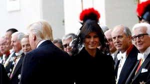 VIDEO Donald Trump, prima întâlnire oficială cu Papa Francisc: Este o mare onoare. Nu voi uita ce aţi spus. Suveranul Pontif, către Melania: Ce-i dai să mănânce? Potizza?