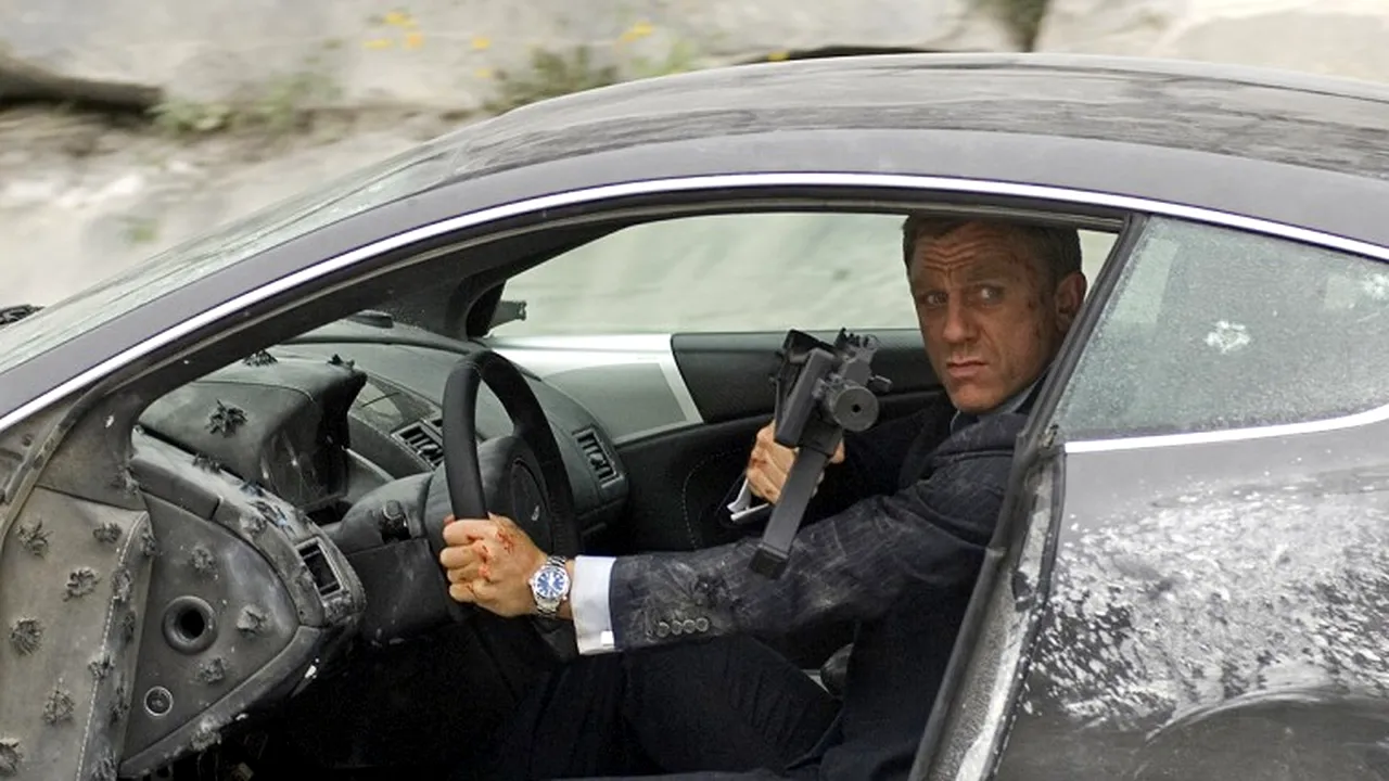 Suma uriaşă pe care ar trebui să o plătească James Bond pentru daunele provocate de şofatul periculos