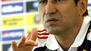 Piţurcă vrea să găsească 3-4 fotbalişti pentru completarea lotului