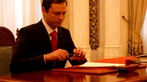 Conducerea PNL discută luni pe tema votului uninominal şi a Raportului privind educaţia