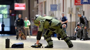 GALERIE FOTO 187 de poliţişti, jandarmi şi pompieri au participat la exerciţiul antitero de la Gara de Nord