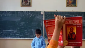 Iorgulescu: Copiii ar trebui să înveţe istoria religiilor nu dogma religioasă