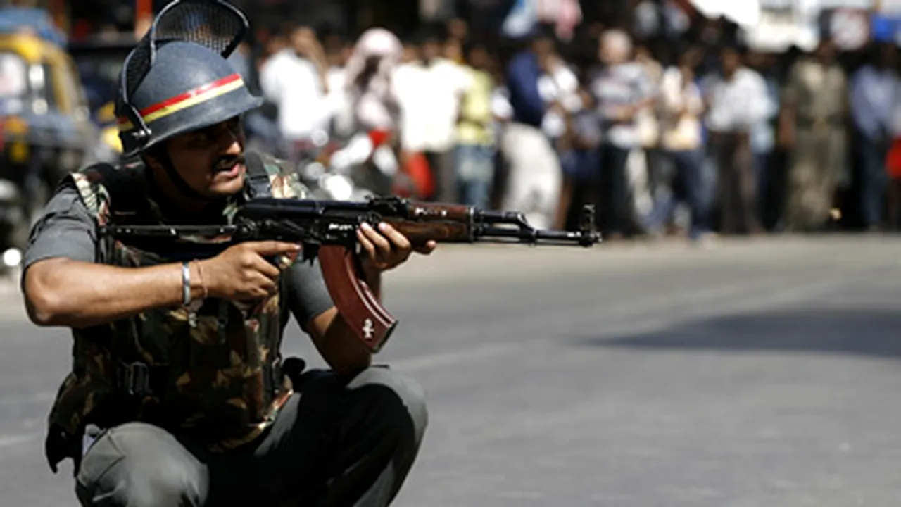 O serie de explozii au fost auzite joi la Bombay