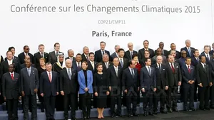 ACORD ISTORIC la Conferinţa ONU pe tema modificărilor climatice de la Paris. Anunţul, primit cu ovaţii şi îmbrăţişări. Ce prevede acordul - FOTO, VIDEO