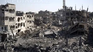 UE îi îndeamnă pe palestinieni şi israelieni să înceteze baia de sânge din Fâşia Gaza