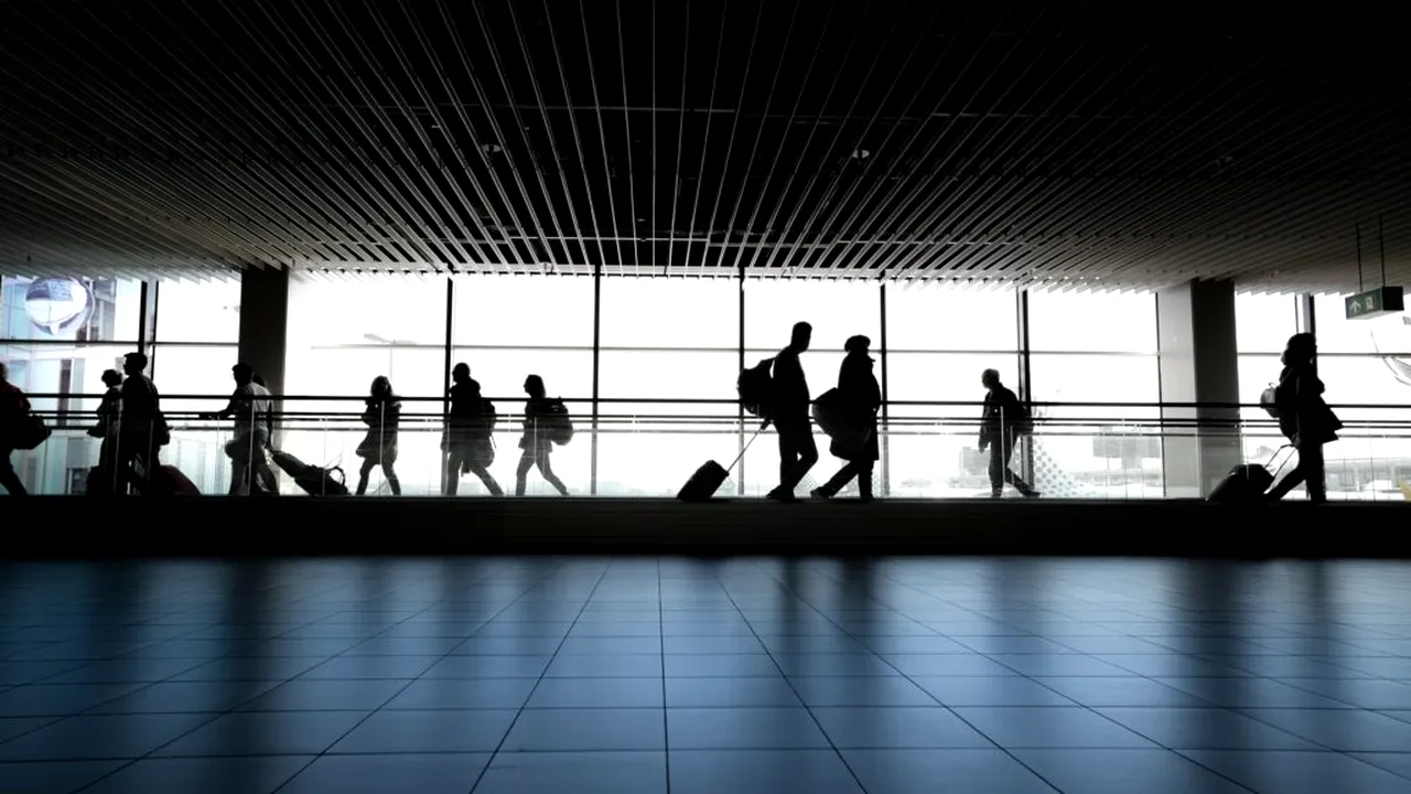 Un aeroport din Londra a rămas fără apă. Toaletele sunt defecte iar restaurantele au fost închise