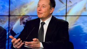 Elon Musk a donat sute de ventilatoare pulmonare oraşului New York. Spune că Tesla ar putea începe producţia
