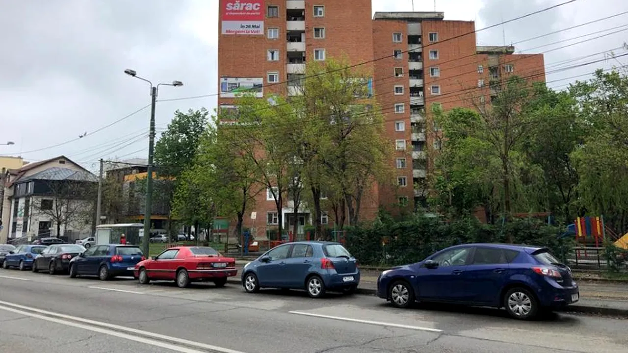 Mesajul unui afiş pus de USR pe un bloc din Timişoara: „PSD te vrea sărac şi dependent de partid” | FOTO