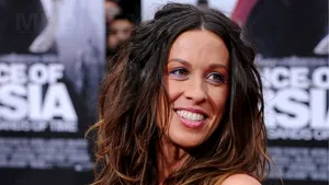 Alanis Morissette a născut un băieţel