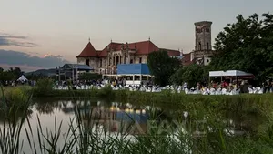 Peste 79.000 de participanţi la Festivalul Electric Castle de la Bonţida