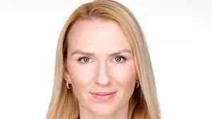 Studiu BCG: Liderii femei sunt înaintea bărbaţilor în utilizarea inteligenţei artificiale (GenAI)