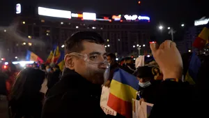 AUR contestă în instanţă restricţiile impuse de Guvern pentru combaterea pandemiei
