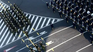 Aproape 10.000 de poliţişti asigură ordinea la paradele şi spectacolele de Ziua Naţională
