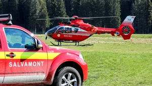 Salvatorii montani, pregătiți pentru misiuni dificile cu elicopterul. Urmează testul gerului și al zăpezii