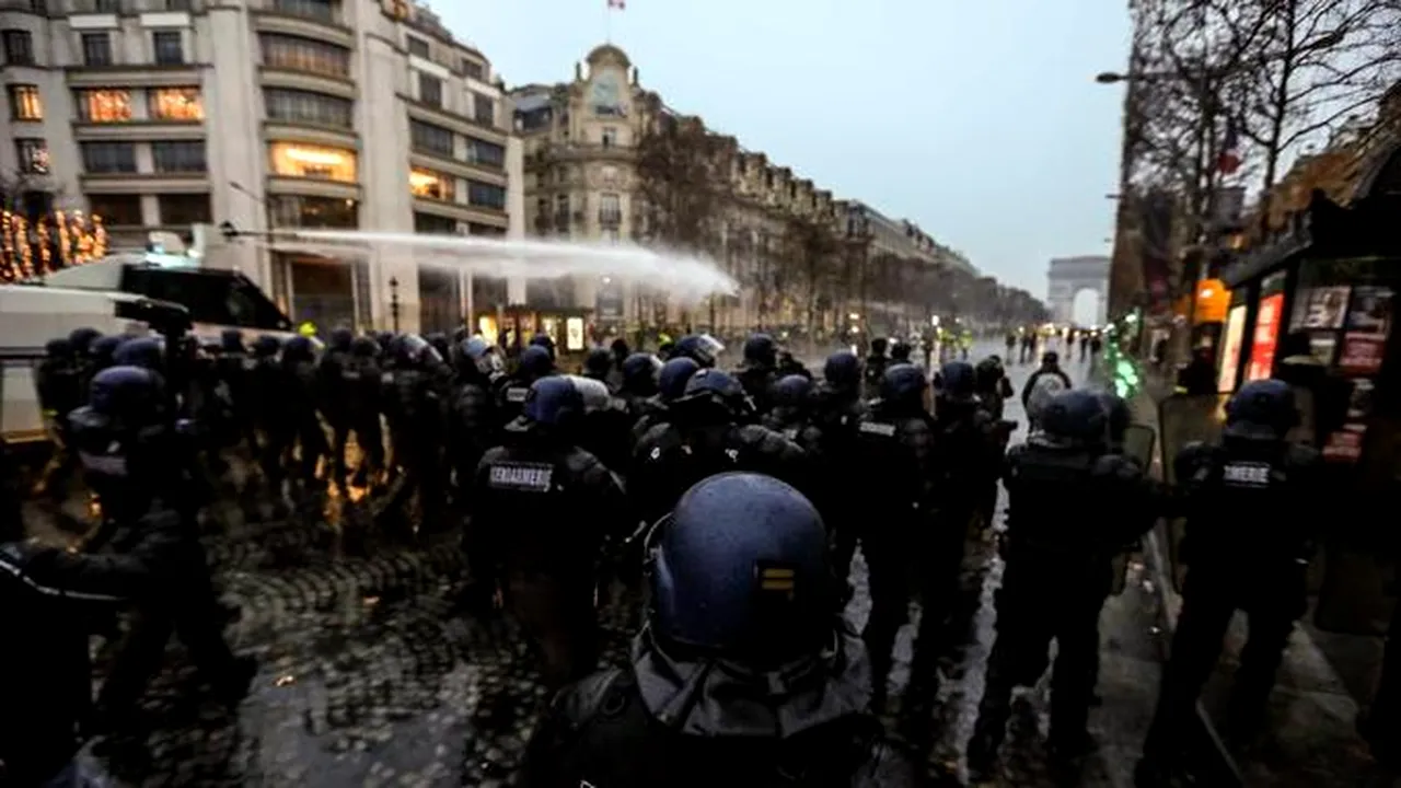 PROTESTELE 
