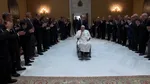 Papa Francisc le-a mulțumit medicilor care i-au salvat viața în cadrul unei întâlniri la Vatican