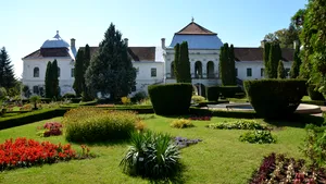 Wesselenyi, cel mai mare castel baroc din Transilvania, a fost vândut în Ungaria
