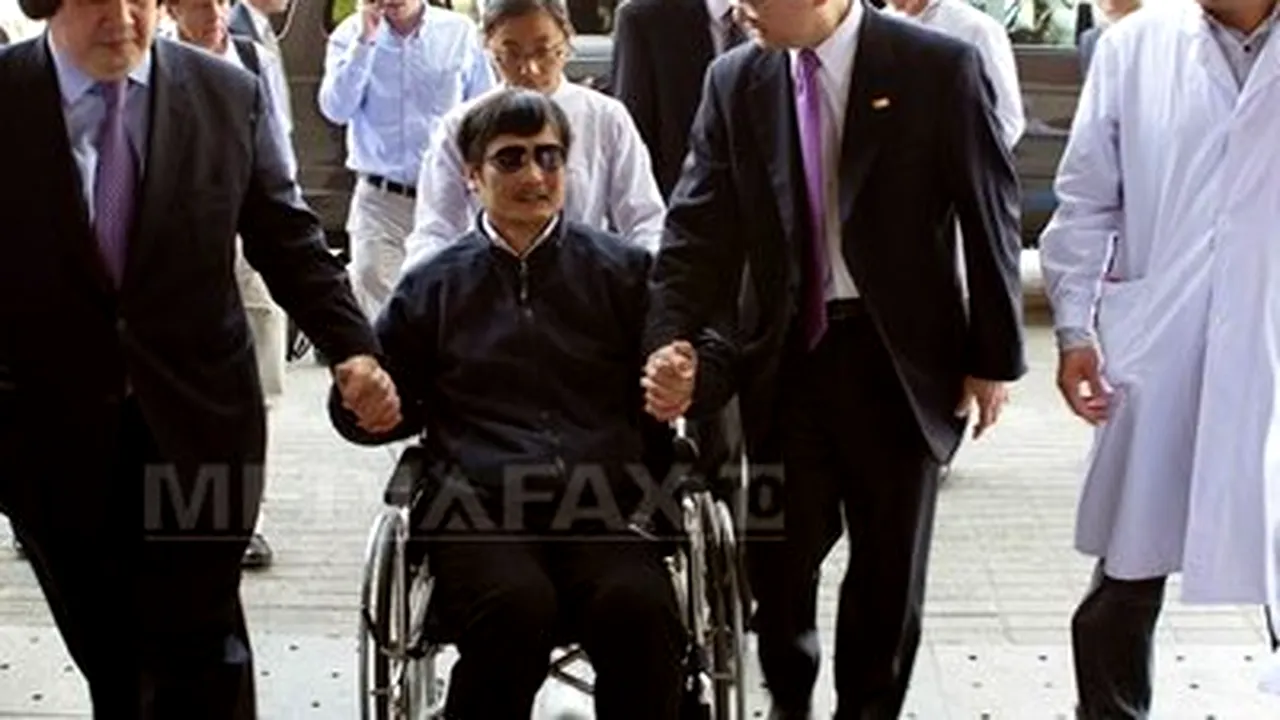 Oficial chinez: Chen Guangcheng poate să depună o cerere pentru a merge la studii în străinătate