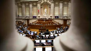 Violul a devenit infracțiune publică în Portugalia. Ce însemnă schimbarea femei?