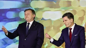 Antonescu vs Dan, despre extinderea unei clinici: Ați dat sau nu aprobarea? Da, am dat aprobarea