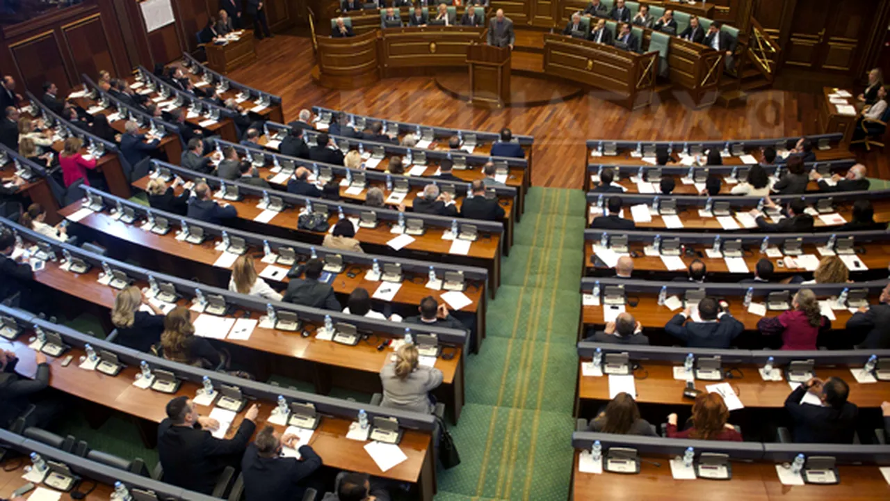 Partidele de opoziţie au ieşit câştigătoare în scrutinul legislativ din Kosovo, arată sondajele efectuate la ieşirea de la urne