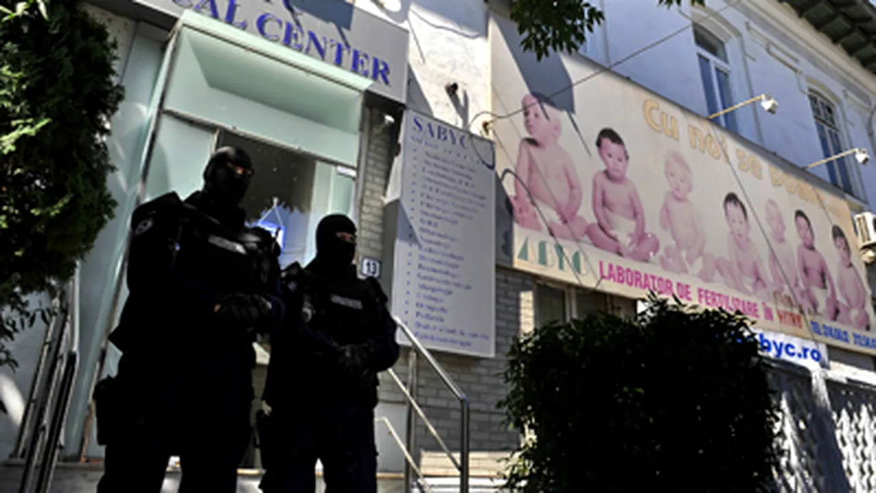 Cei doi medici de la Sabyc vor fi cercetaţi în libertate