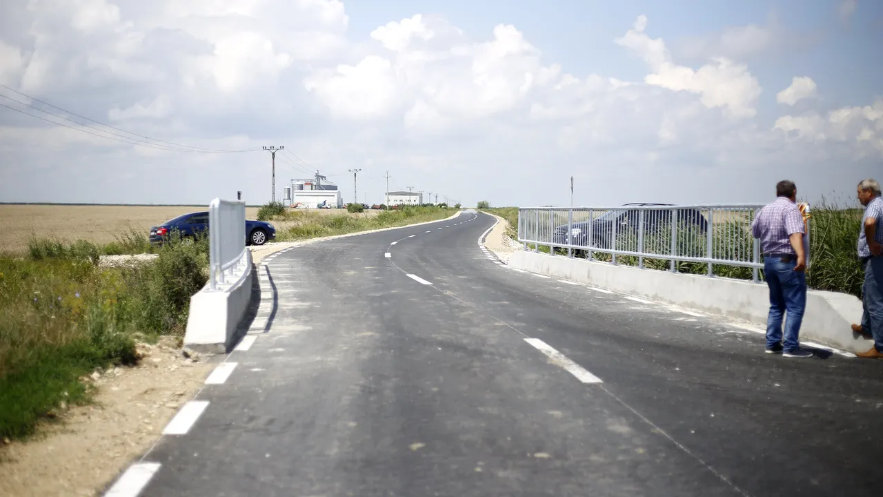 Tronsonul rutier care străbate judeţul Galaţi va fi reabilitat cu fonduri europene. Investiţia este de peste 40 de milioane de euro