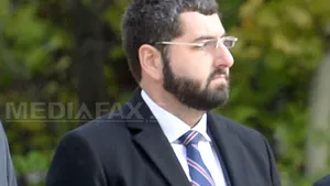 Băsescu a semnat eliberarea din funcţie a lui Bogdan Oprea, purtător de cuvânt al Preşedinţiei