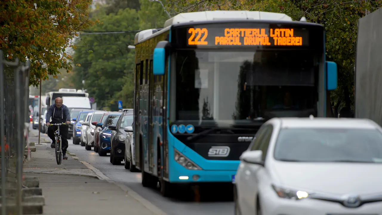Circulaţie îngreunată în noaptea de vineri spre sâmbătă în zona Romexpo