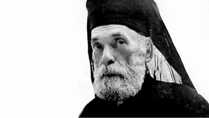 Preotul care l-a botezat pe Nicolae Steinhardt a fost distins cu Crucea Moldavă, de Sf. Parascheva