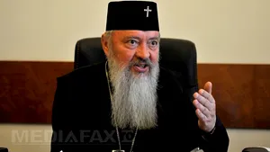 INTERVIU - IPS Andrei Andreicuţ, despre refugiaţi: Să împărţim pâinea cu cel sărac, dar pe măsura posibilităţilor - FOTO