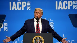 Un consilier al preşedintelui Donald Trump în campania electorală din 2016 crede că Ucraina, şi nu Rusia, se află în spatele publicării emailurilor private ale democraţilor