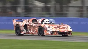 Un fan împătimit al maşinilor puternice a creat un nou concept unicat: Lamborghini SC20