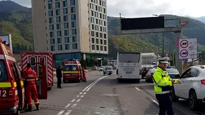 Impact puternic pe DN1: Trei persoane au fost rănite, între care şi un copil | FOTO