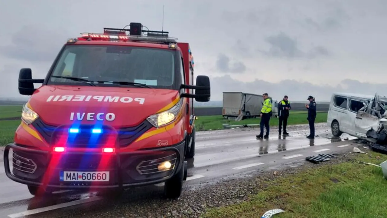 UPDATE Accident rutier pe E85. Patru persoane au nevoie de ajutorul medicilor