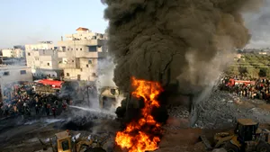 Peste 270 de morţi în Fâşia Gaza, în urma raidurilor israeliene
