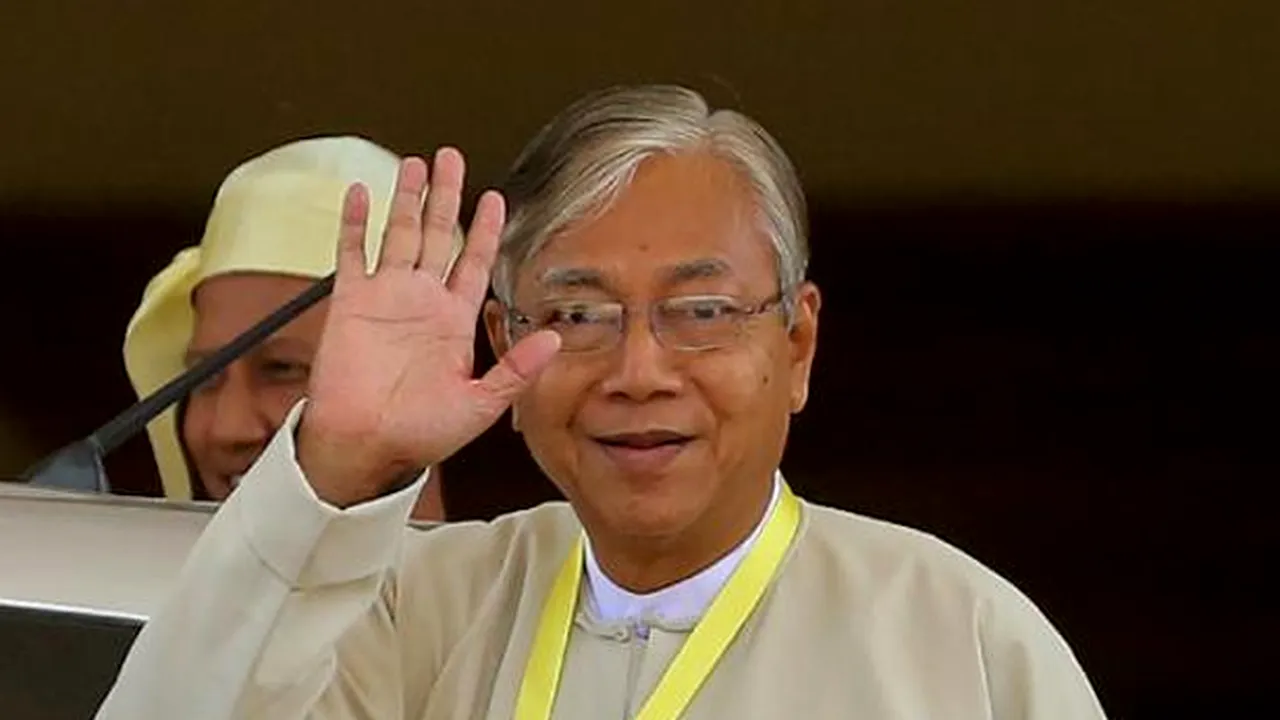 Htin Kyaw depune jurământul de preşedinte al Myanmarului