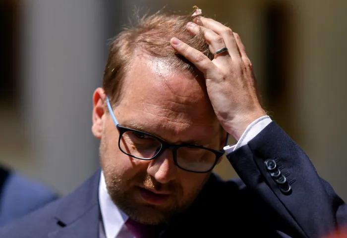 Breaking News LIVE TEXT I Dominic Fritz, condamnat de ÎCCJ. Președintele USR pierde funcția de primar al Timișoarei și, prin efectele legii, este decăzut din drepturi: nu mai poate ocupa timp de 3 ani funcții publice. Decizia definitivă a judecătorilor