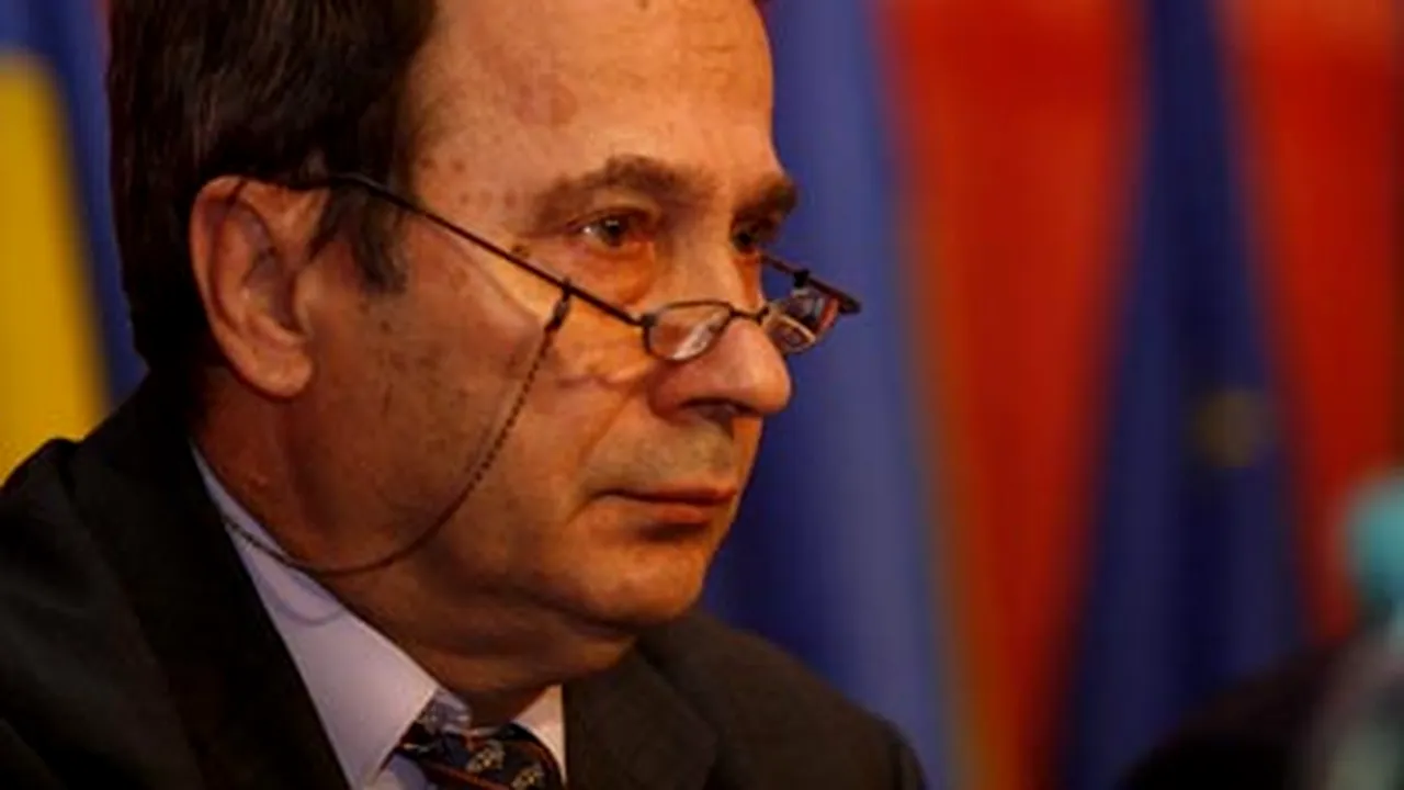 Valer Dorneanu, ales preşedinte al Curţii Constituţionale: 