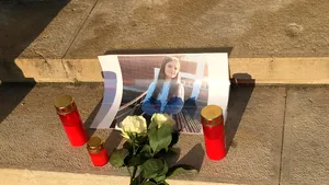 Alexandra şi tatăl ei au încercat să rezolve singuri cazul: 