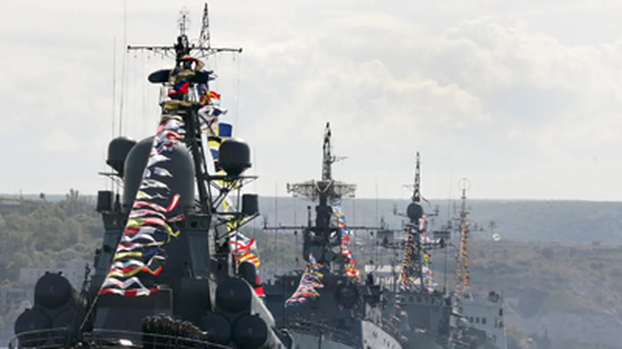 Rusia se pregăteşte să-şi retragă Flota din peninsula Crimeea - presă