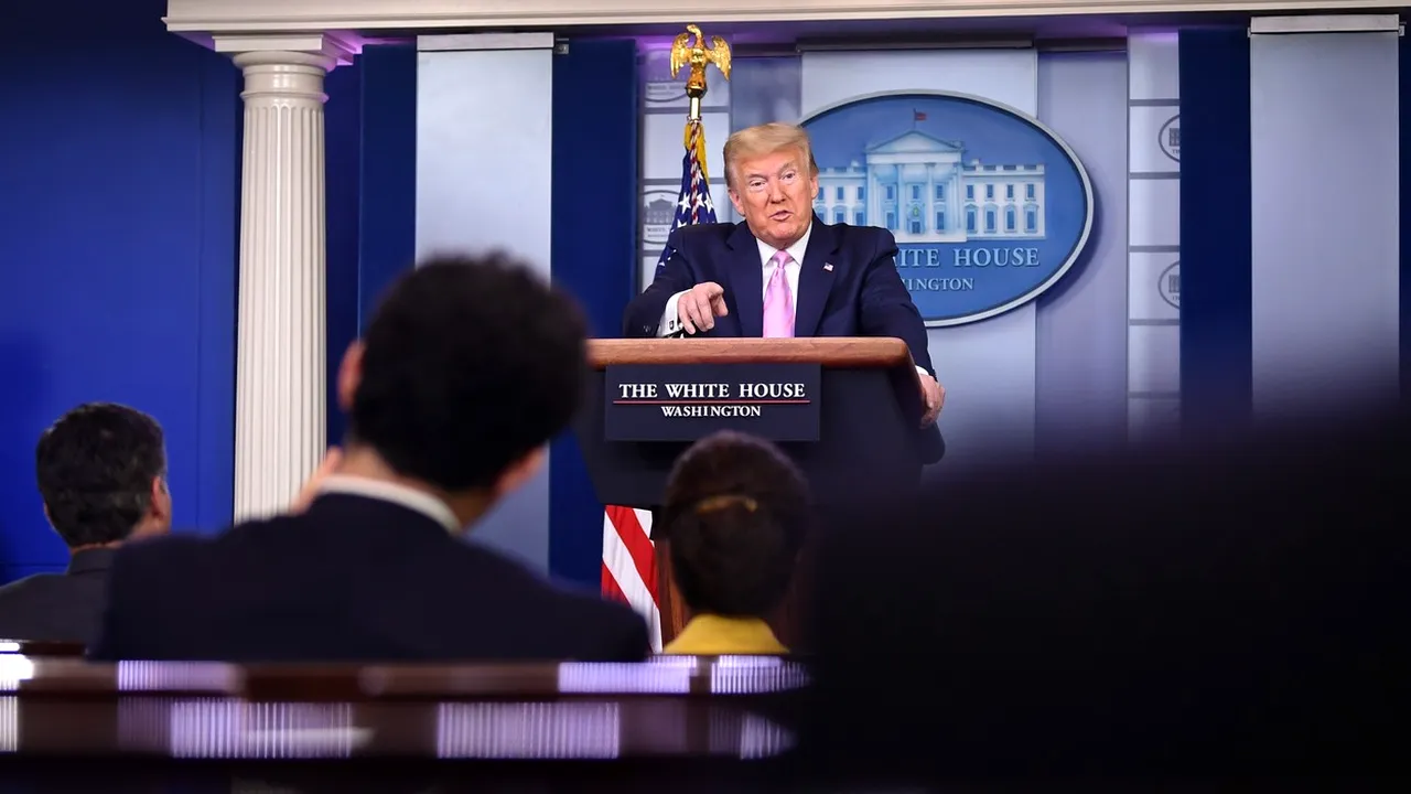 VIDEO Explozie nervoasă a lui Donald Trump la adresa unei jurnaliste