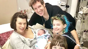 Milla Jovovich a născut al treilea copil. Cum arată familia celebrei actriţe