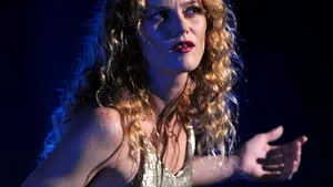 Vanessa Paradis are o relaţie cu un milionar francez