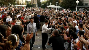 Mii de români şi-au încercat norocul la 