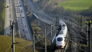 Deutsche Bahn a permis reluarea circulaţiei trenurilor în Germania