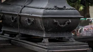 Proprietar al unei firme de servicii funerare din Suceava: Avem morţi de COVID 19 şi acasă, au avut toate simptomele