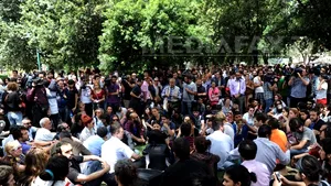 SONDAJ: Ce cred turcii despre proiectul din Parcul Gezi care a generat protestele